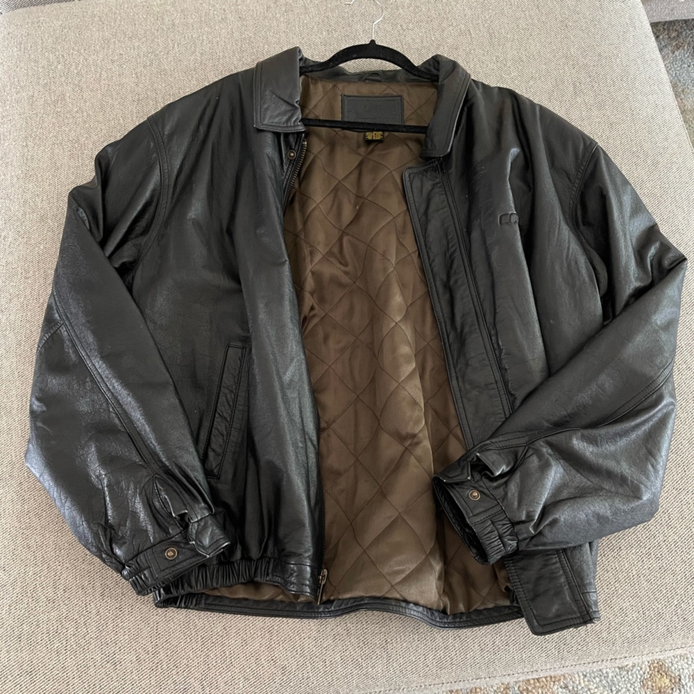 Vintage thrifted Port Authority thick leather jacket XL
